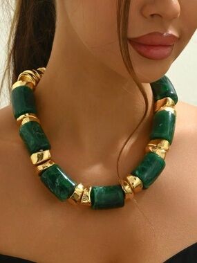 New Gold & Emerald Chunky Beaded Statement Necklace - Women Jewelry